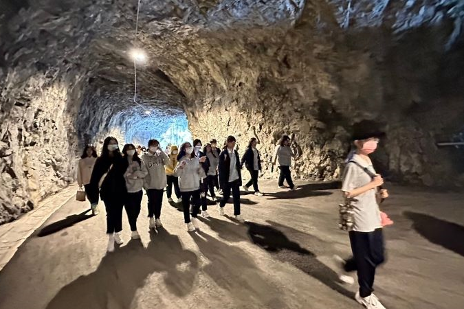 九曲洞步道觀察太魯閣峽谷
